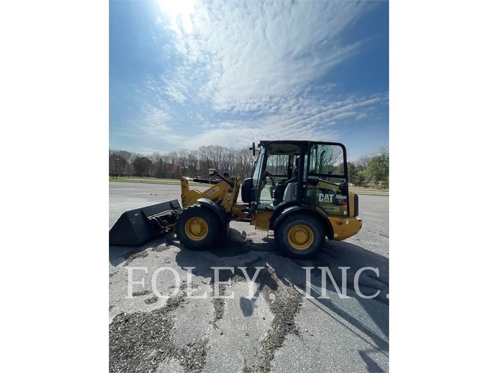 CAT 906M Фронтальные погрузчики