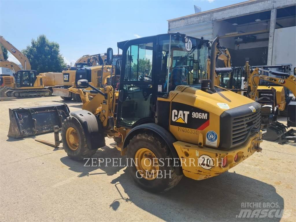 CAT 906M Фронтальные погрузчики