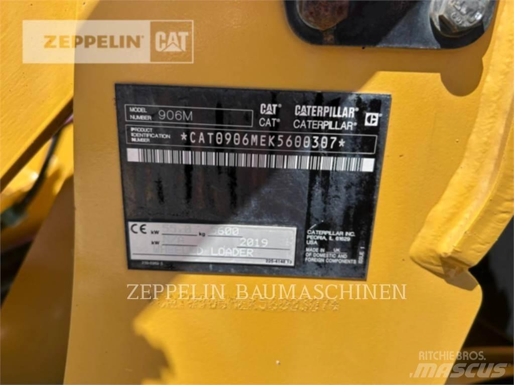 CAT 906M Фронтальные погрузчики