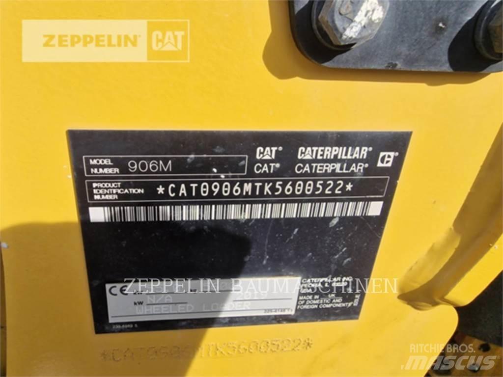 CAT 906M Фронтальные погрузчики