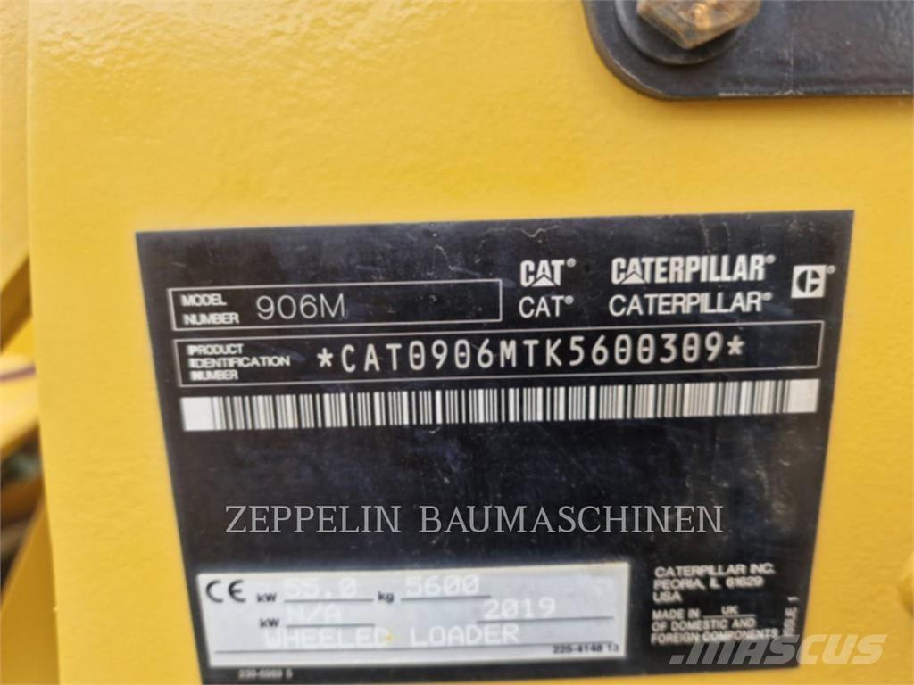 CAT 906M Фронтальные погрузчики