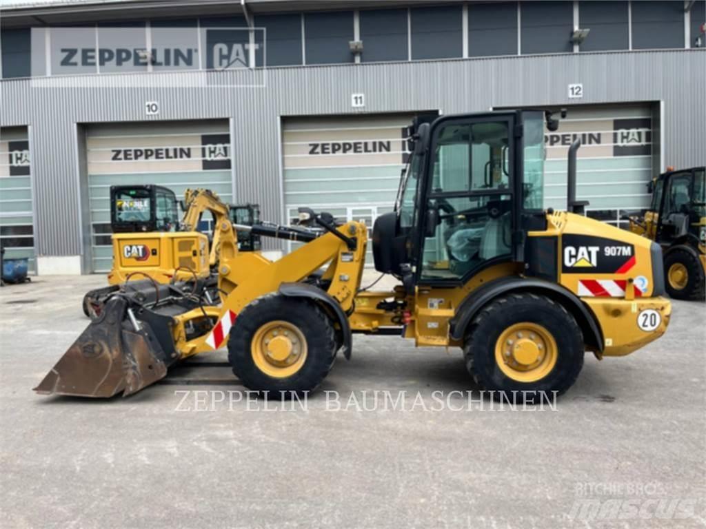 CAT 907M Фронтальные погрузчики