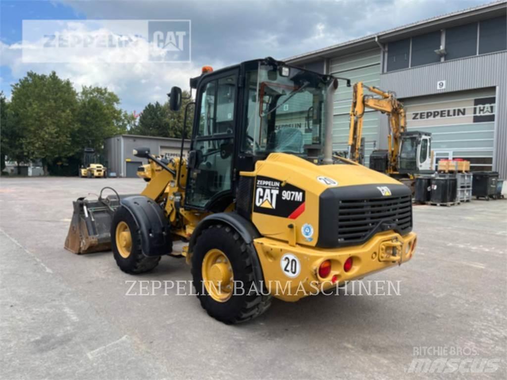 CAT 907M Фронтальные погрузчики