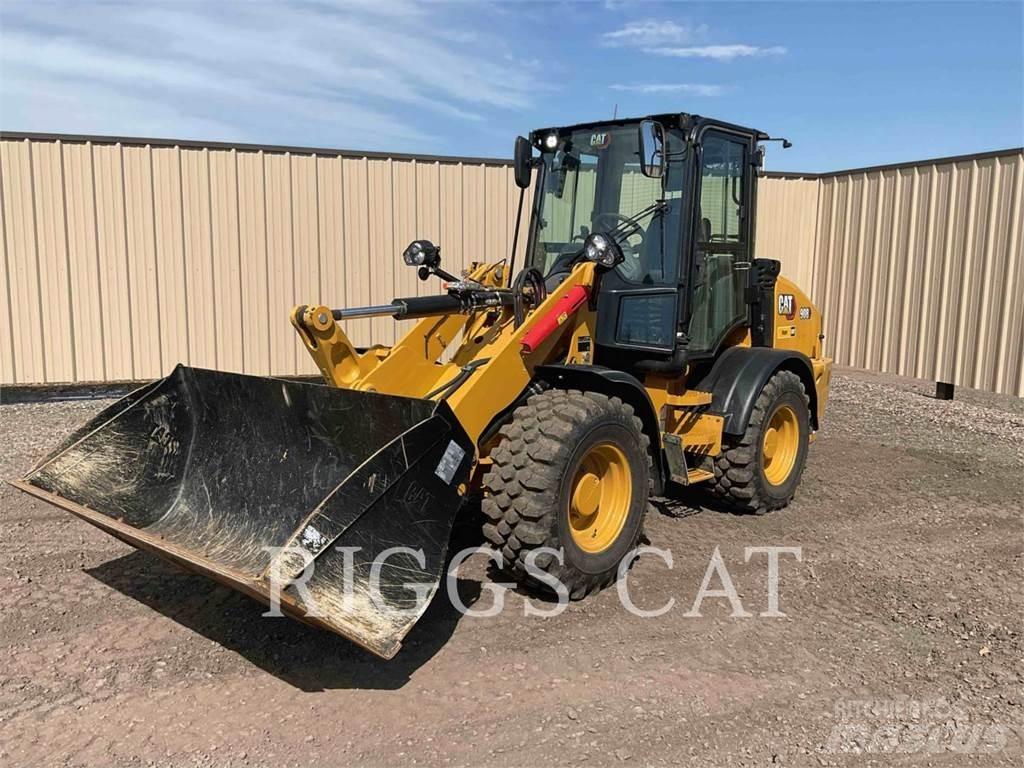 CAT 908 Фронтальные погрузчики