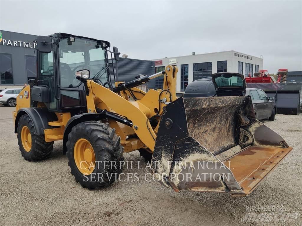 CAT 908-14 Фронтальные погрузчики