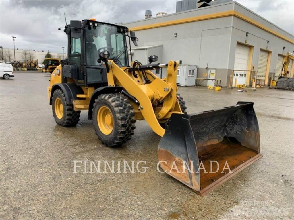 CAT 908-14 Фронтальные погрузчики