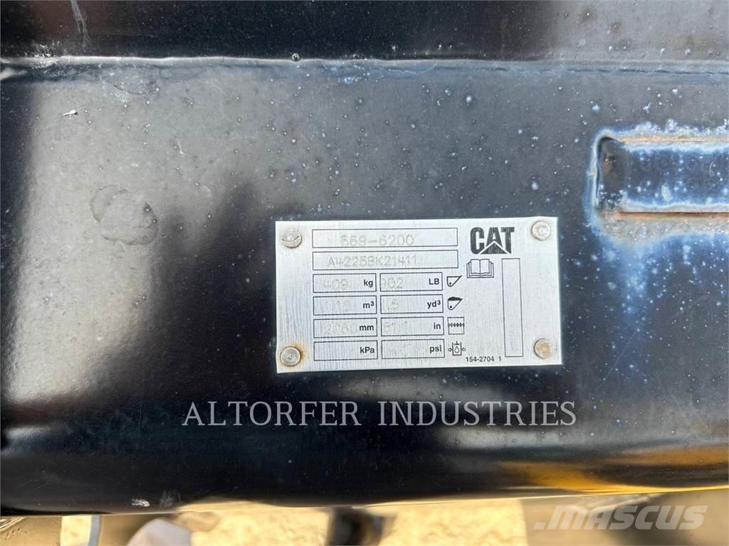 CAT 908-14 Фронтальные погрузчики