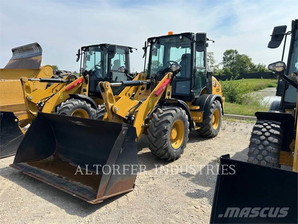 CAT 908-14 Фронтальные погрузчики
