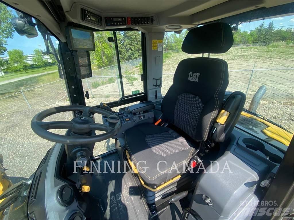 CAT 908-14 Фронтальные погрузчики