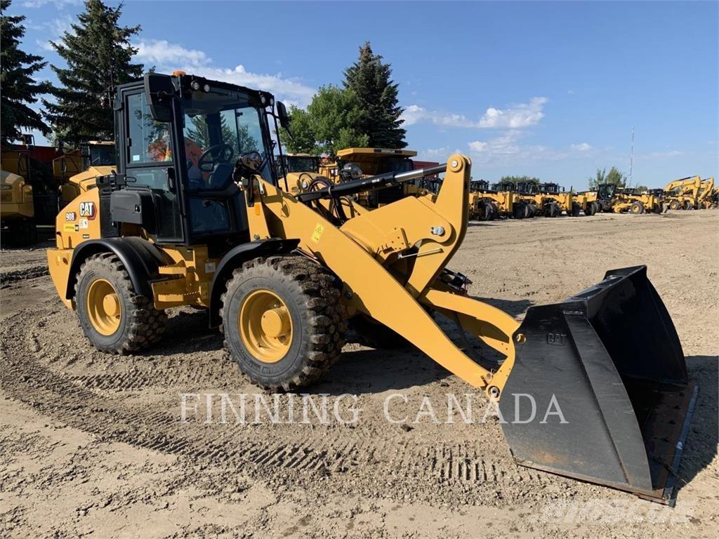CAT 908-14 Фронтальные погрузчики