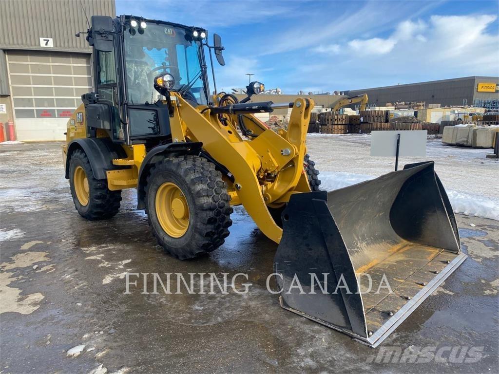 CAT 908-14 Фронтальные погрузчики
