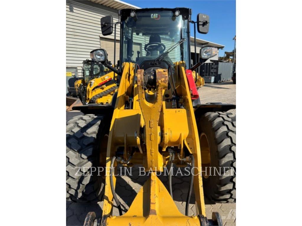 CAT 908-14 Фронтальные погрузчики