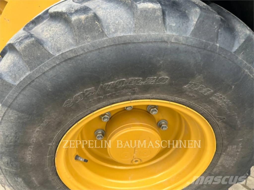 CAT 908-14 Фронтальные погрузчики