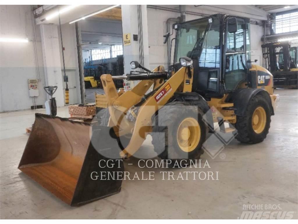 CAT 908 M Фронтальные погрузчики