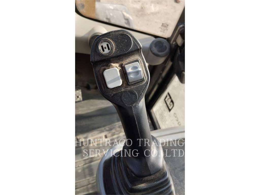 CAT 908H Фронтальные погрузчики