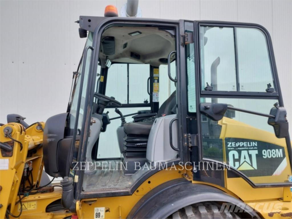 CAT 908M Фронтальные погрузчики