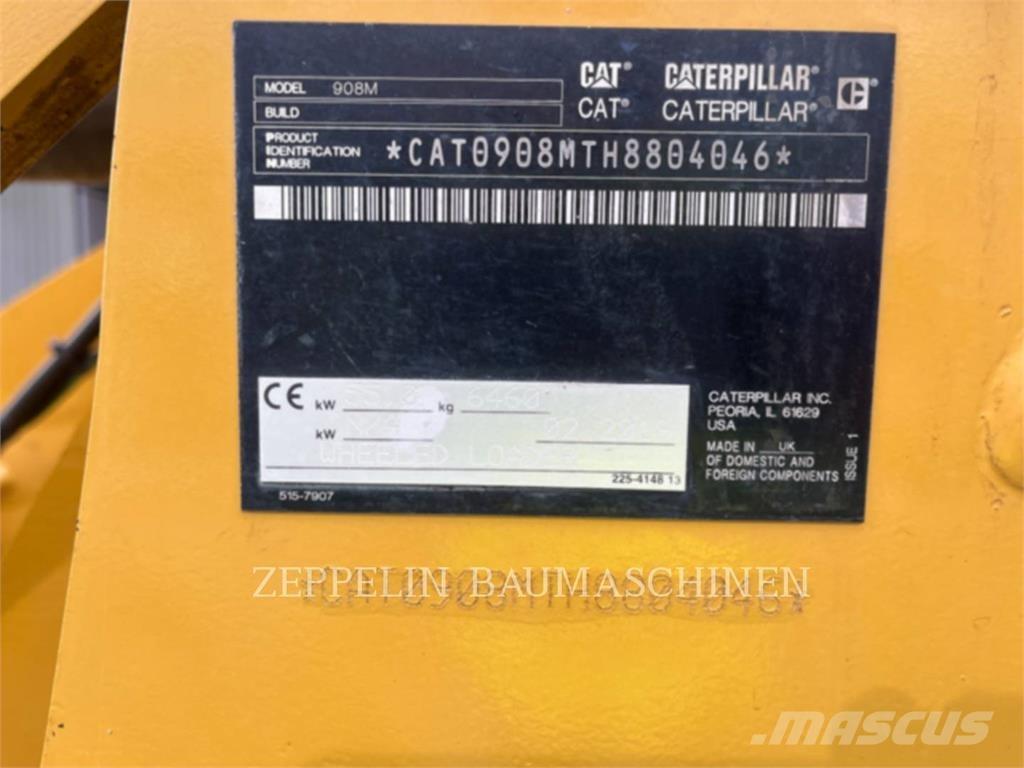 CAT 908M Фронтальные погрузчики