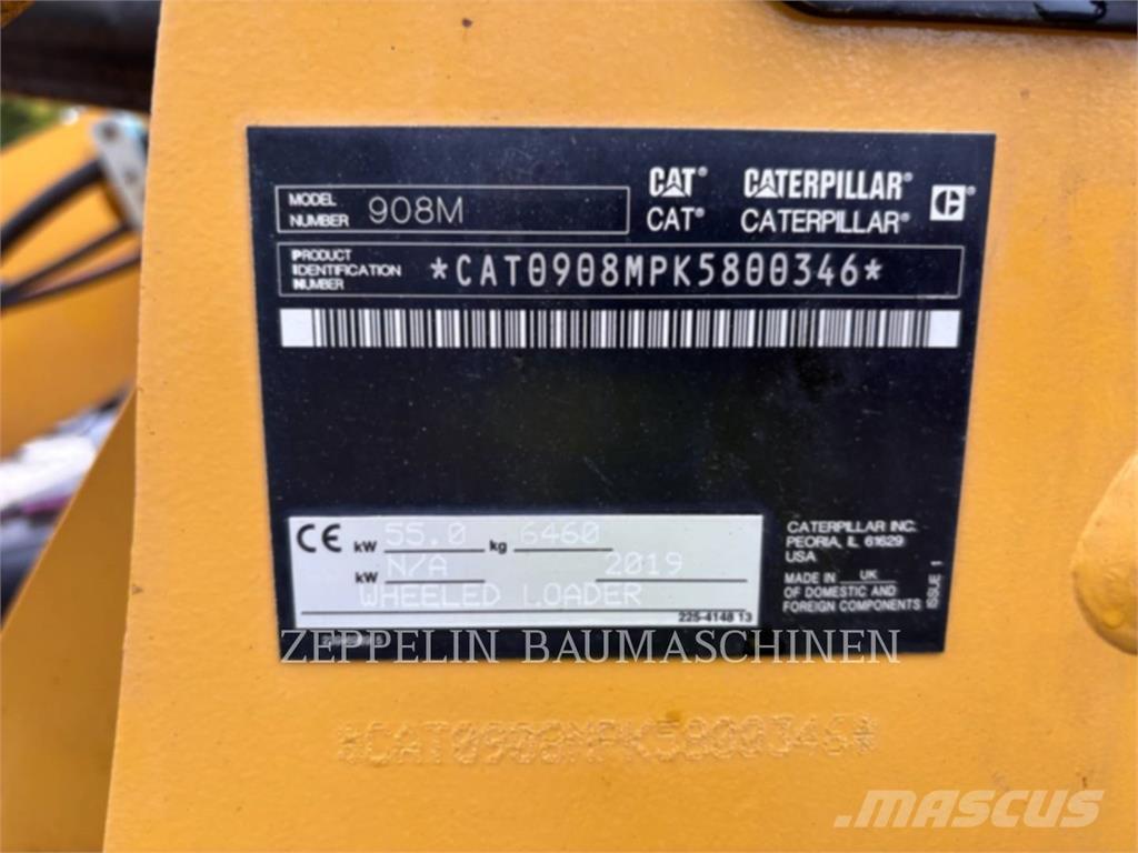 CAT 908M Фронтальные погрузчики