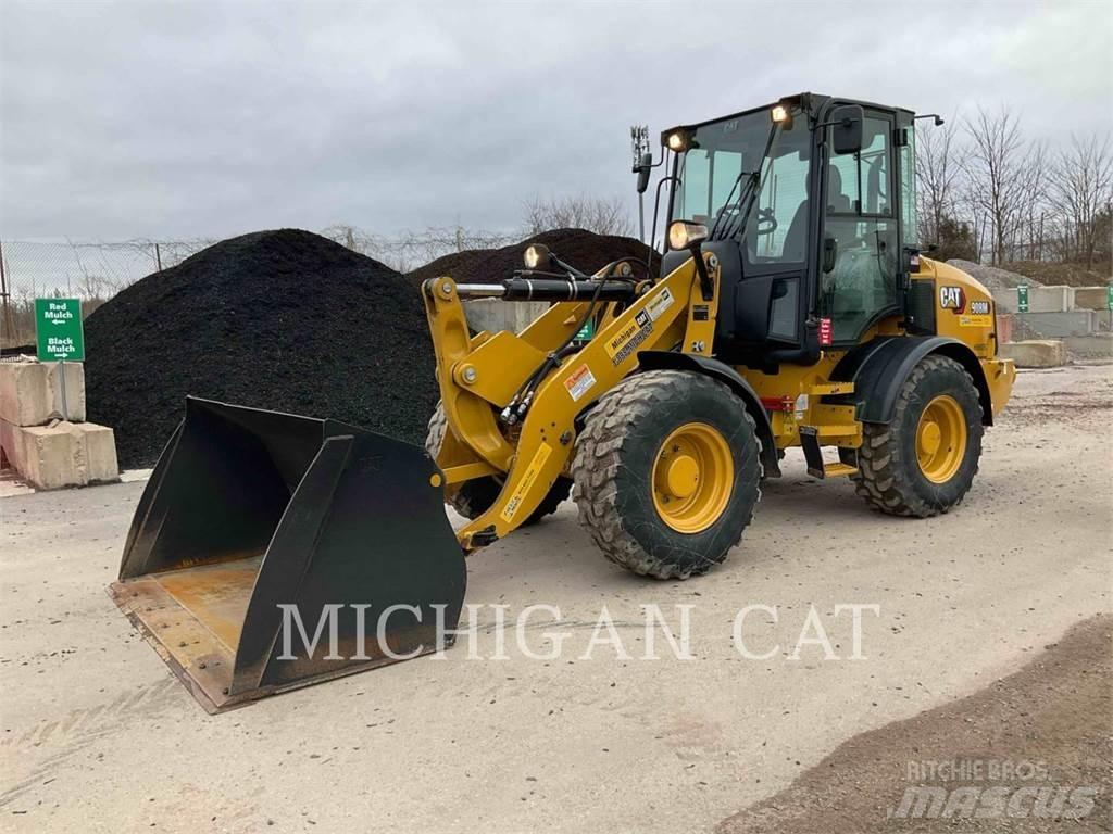 CAT 908M ARW Фронтальные погрузчики