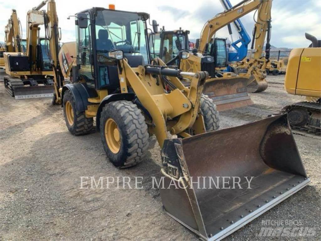 CAT 908M CA Фронтальные погрузчики