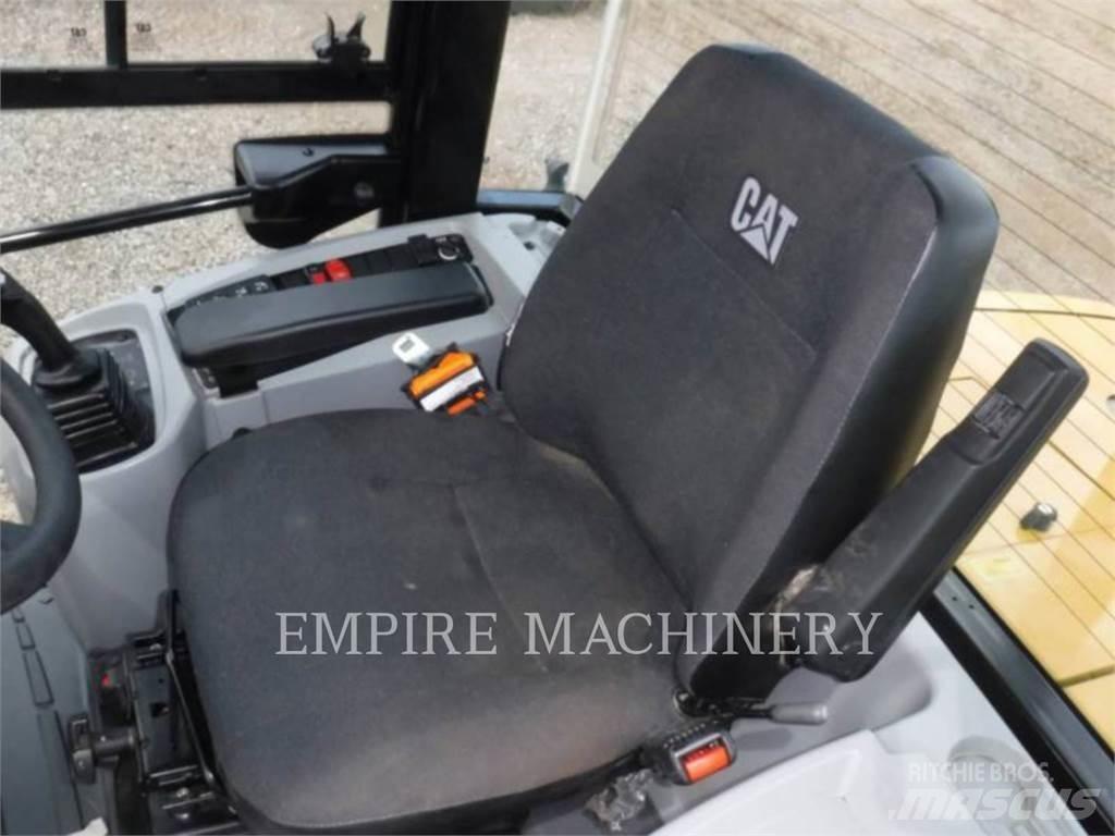 CAT 910-14 Фронтальные погрузчики