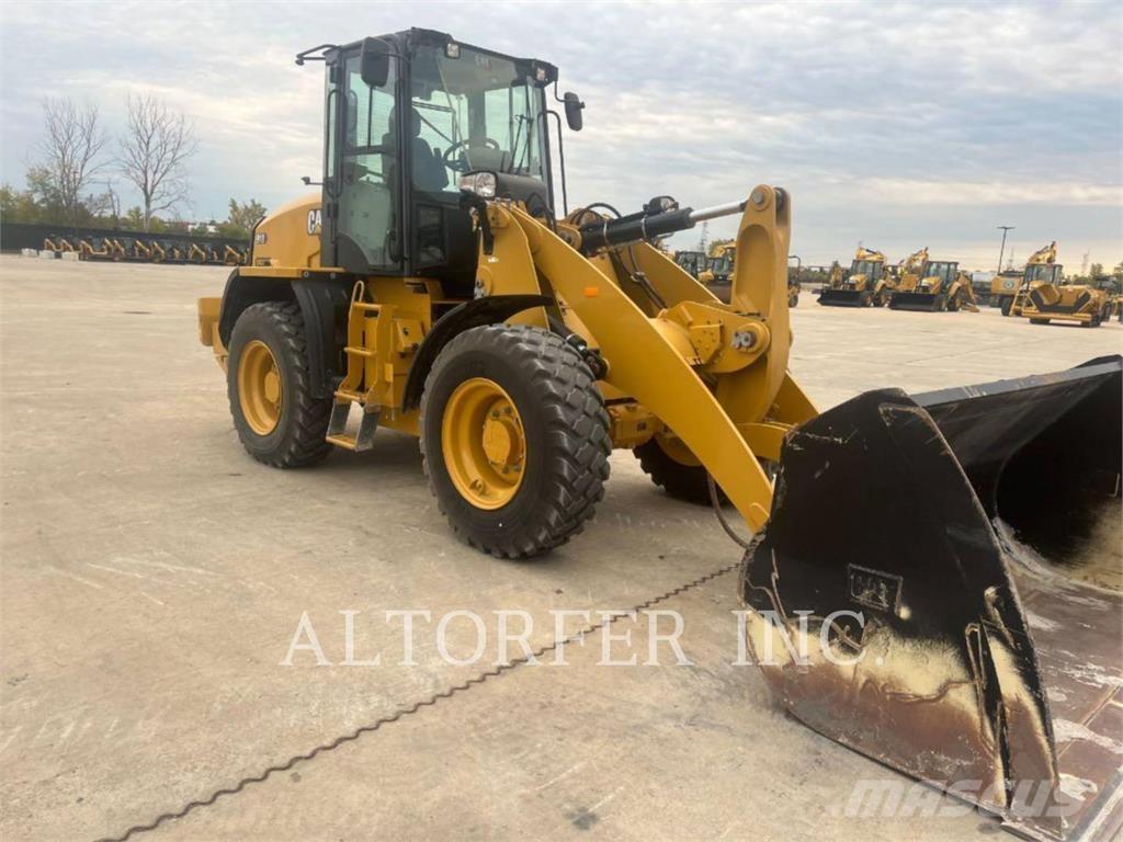 CAT 910-14 HL Малые погрузчики