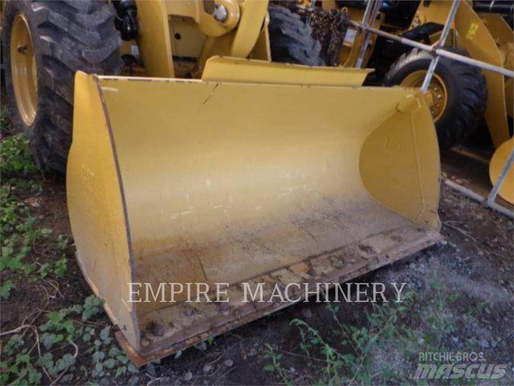 CAT 910M Фронтальные погрузчики