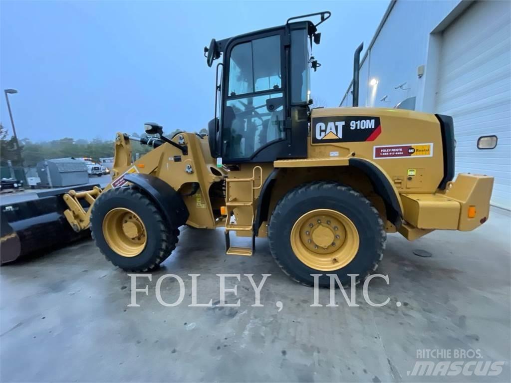 CAT 910M Фронтальные погрузчики