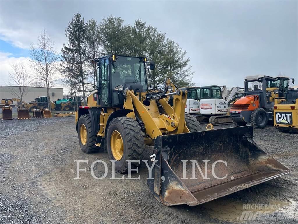 CAT 914M Фронтальные погрузчики