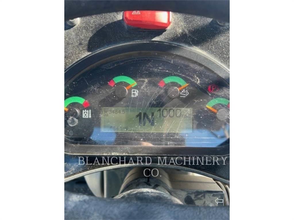 CAT 914M Фронтальные погрузчики