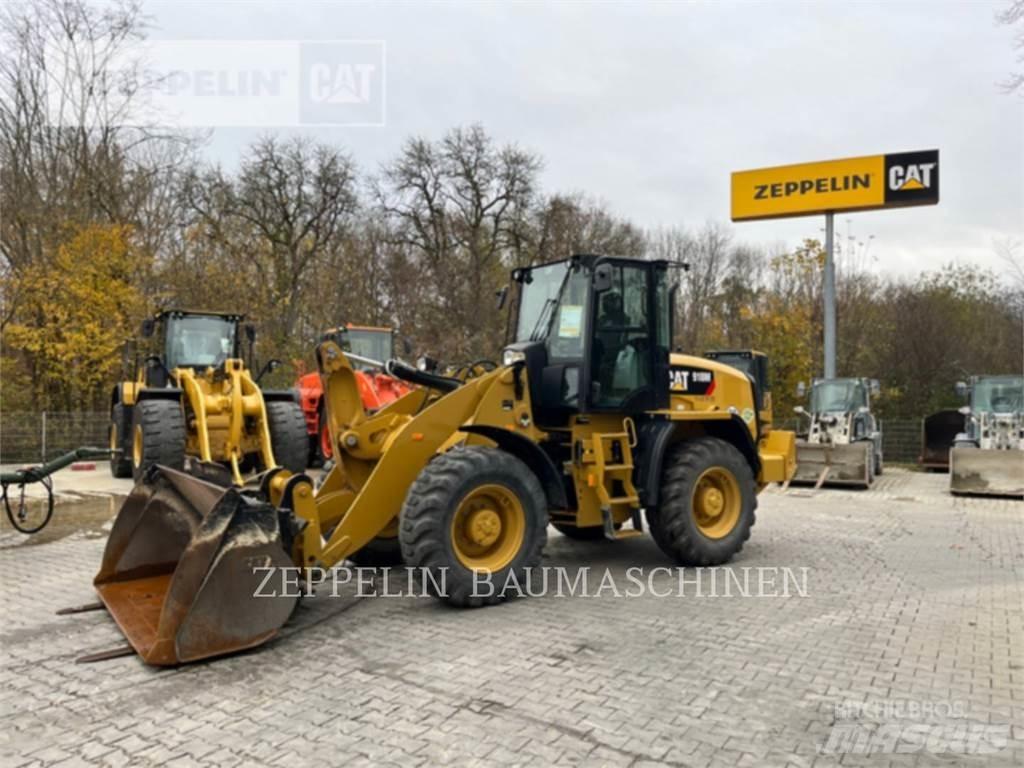 CAT 918M Фронтальные погрузчики