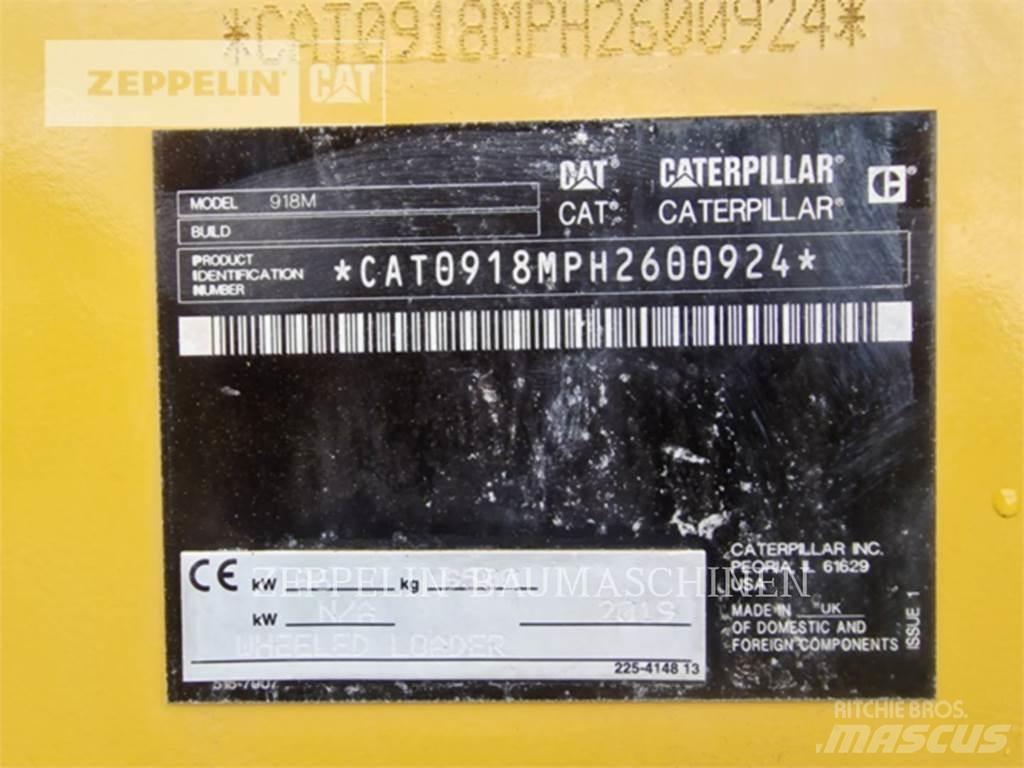 CAT 918M Фронтальные погрузчики