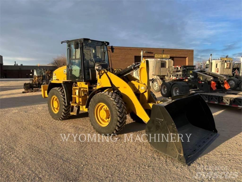 CAT 920 Фронтальные погрузчики