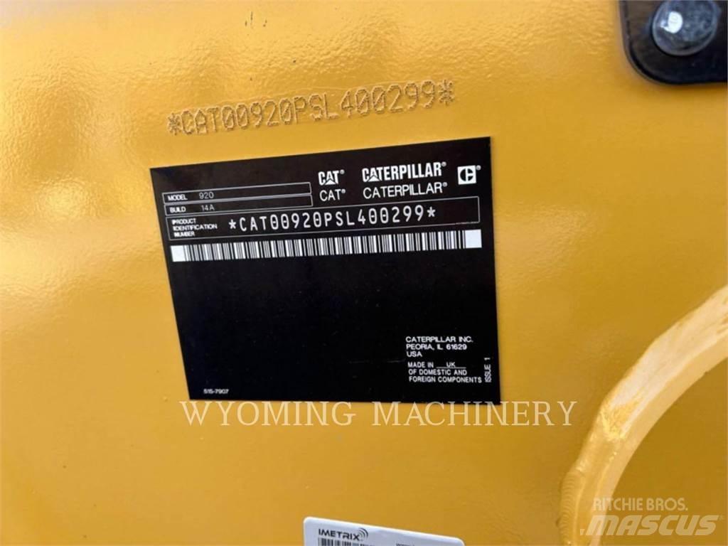 CAT 920 Фронтальные погрузчики