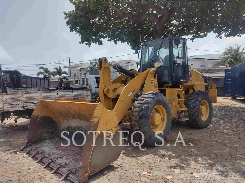 CAT 920 Фронтальные погрузчики