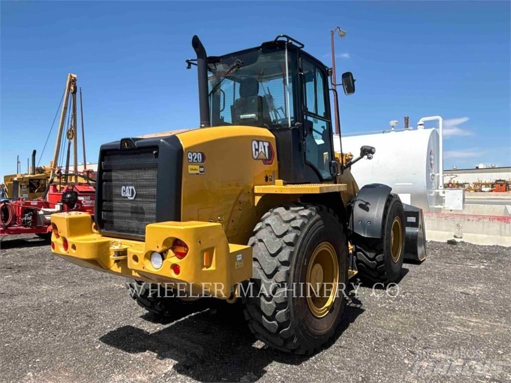 CAT 920 Фронтальные погрузчики