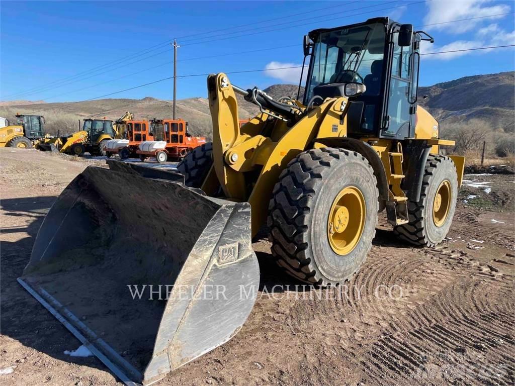 CAT 920 Фронтальные погрузчики