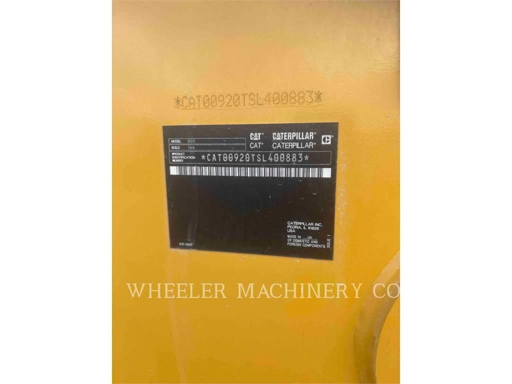 CAT 920 Фронтальные погрузчики