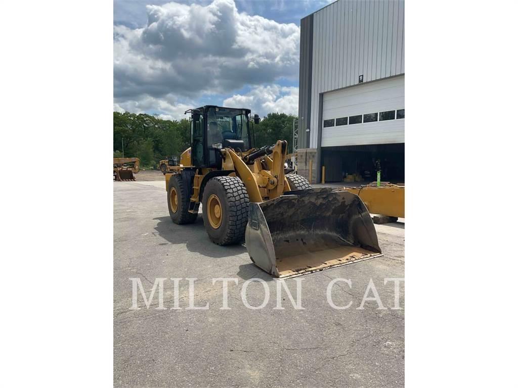 CAT 920 Фронтальные погрузчики