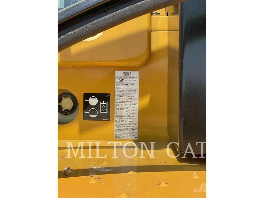 CAT 920 Фронтальные погрузчики