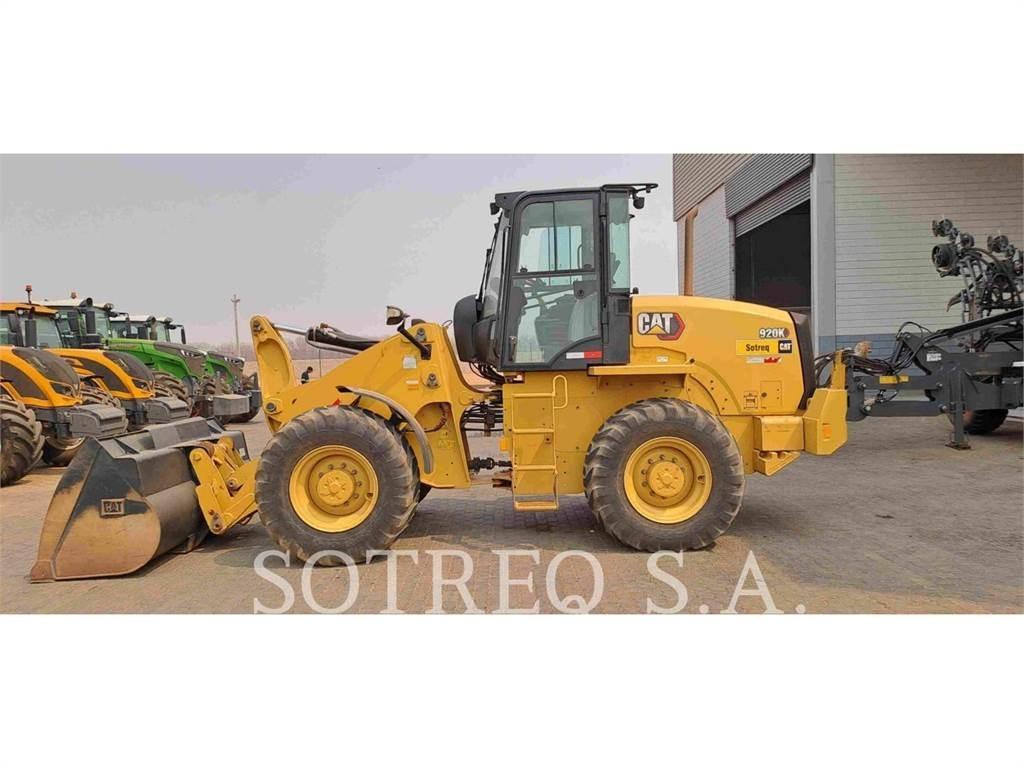 CAT 920K Фронтальные погрузчики
