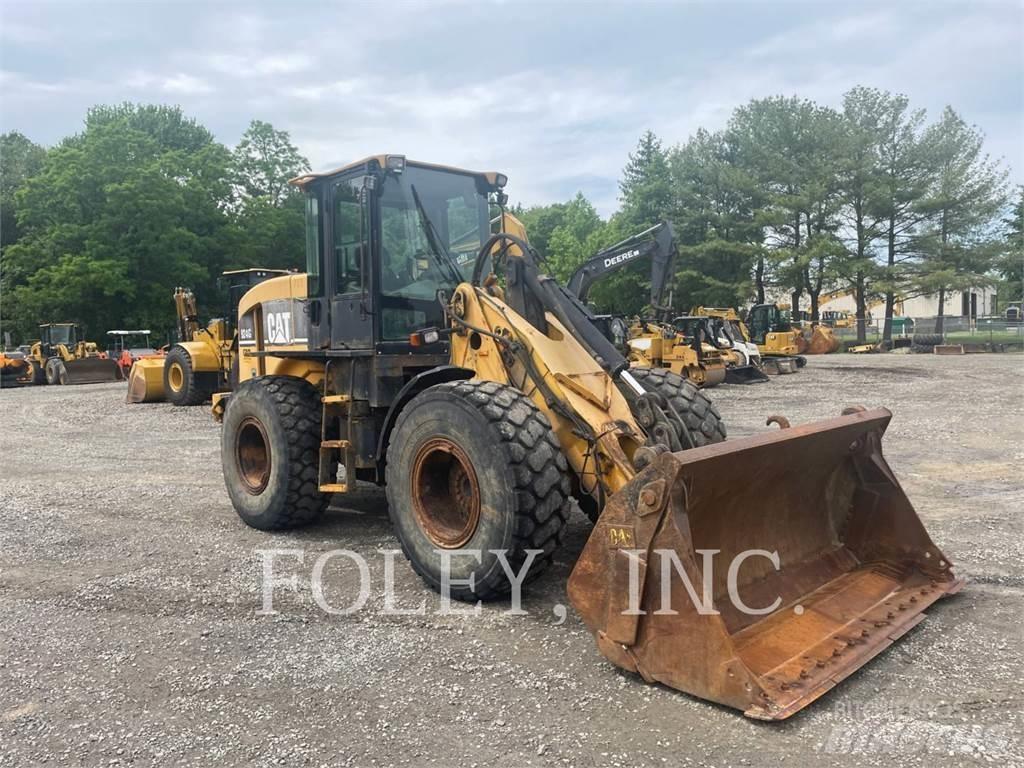 CAT 924G Фронтальные погрузчики