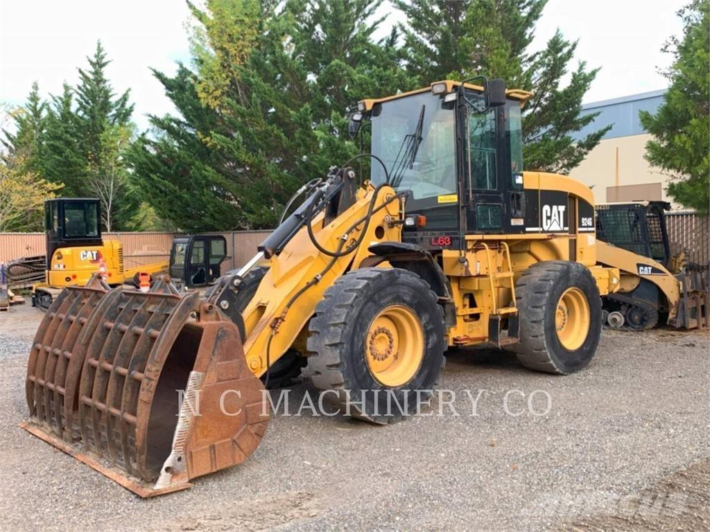 CAT 924G Фронтальные погрузчики