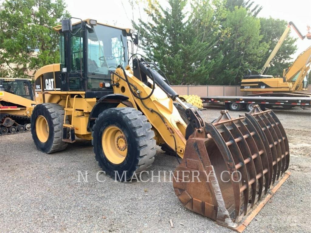 CAT 924G Фронтальные погрузчики