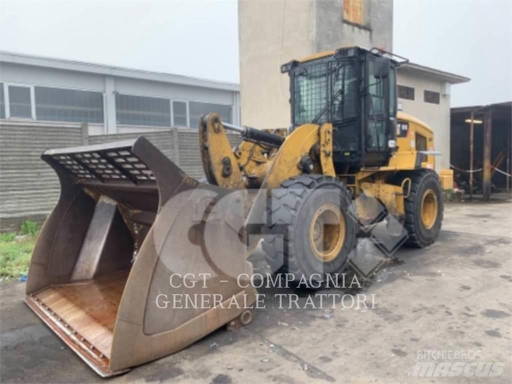 CAT 924K Фронтальные погрузчики