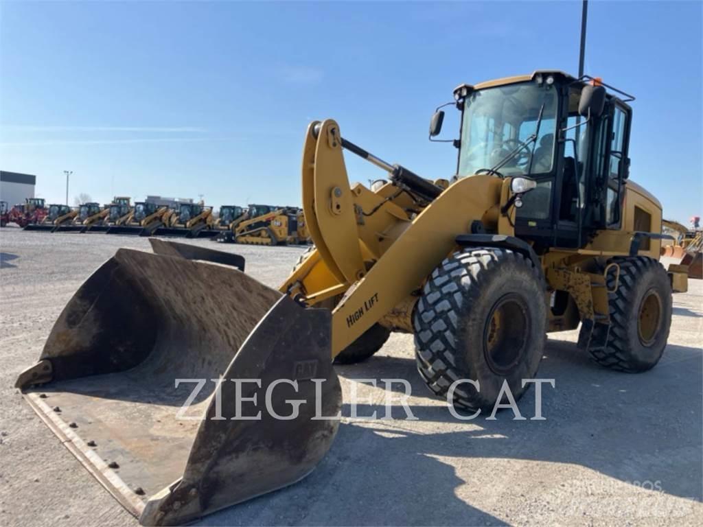CAT 924K Фронтальные погрузчики