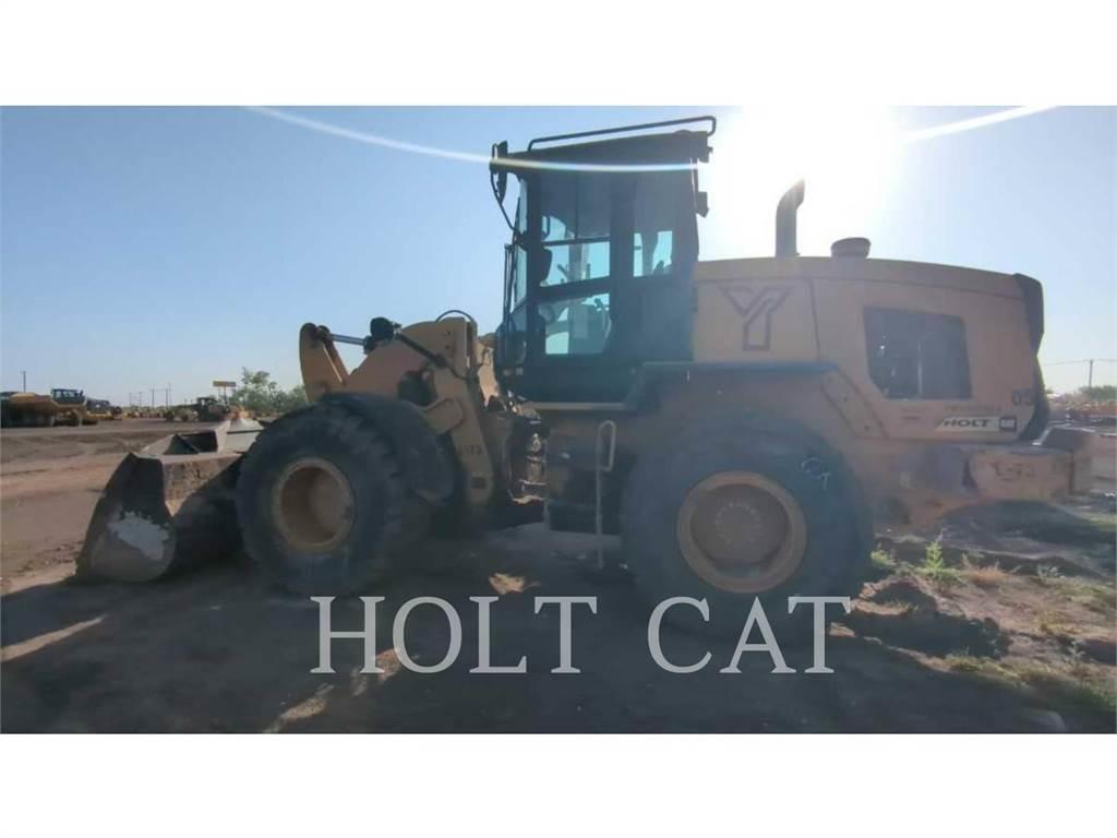 CAT 924K Фронтальные погрузчики