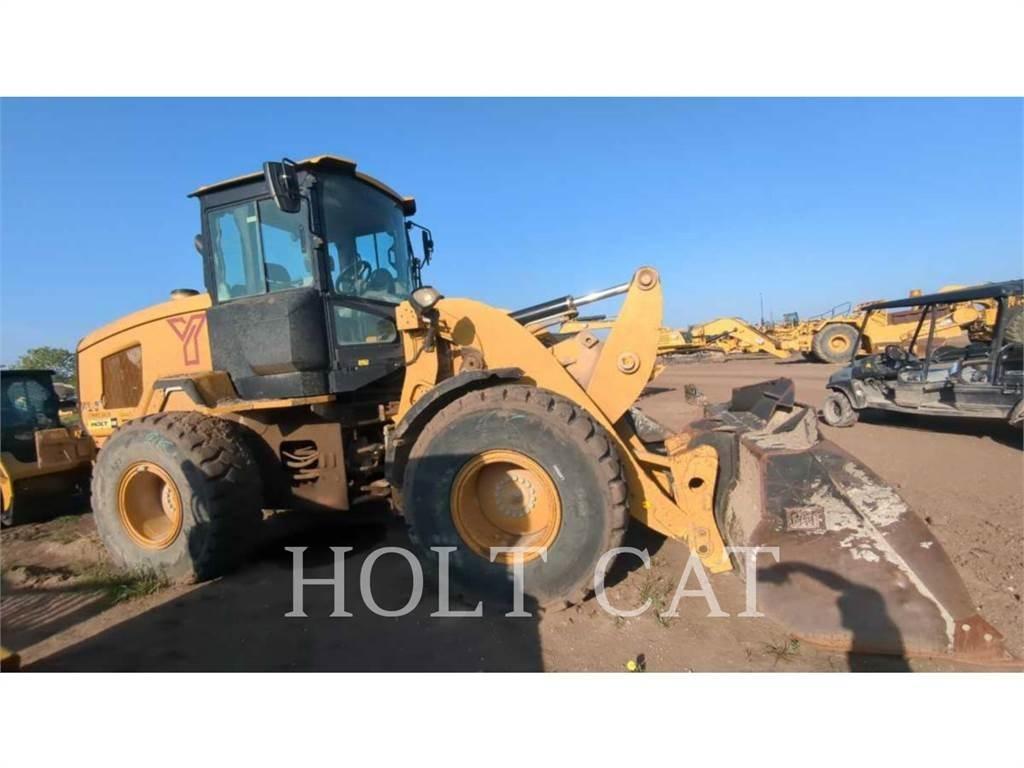 CAT 924K Фронтальные погрузчики