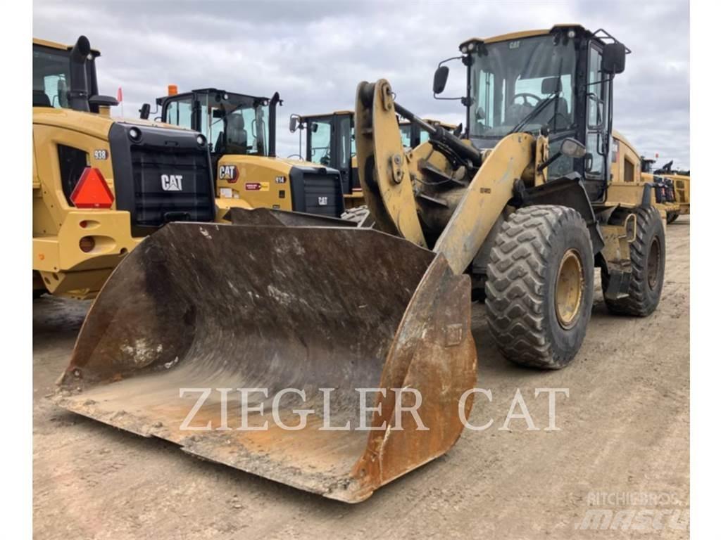 CAT 924K Фронтальные погрузчики