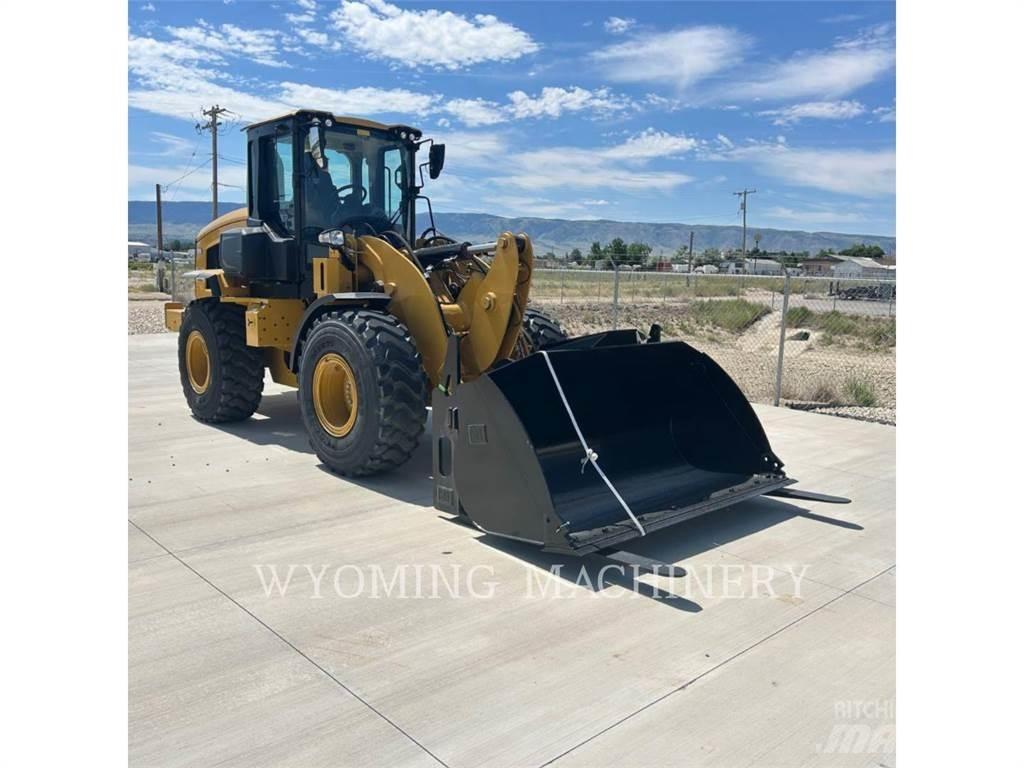CAT 926 Фронтальные погрузчики